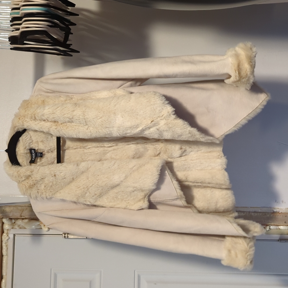 Bebe S faux fur jacket off white